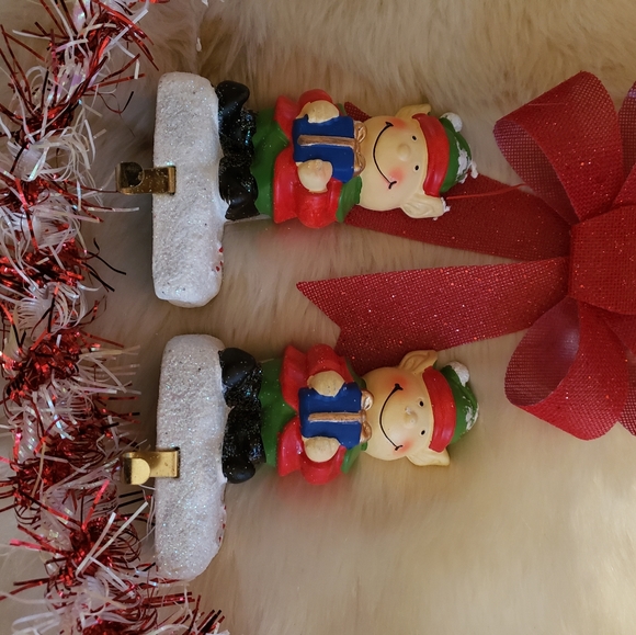 boutique Holiday Elf Stocking Holder Set Poshmark
